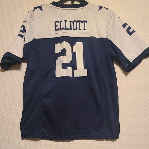 Nike Blue and White Top Jerseys - Picture 2 of 4